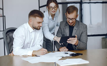 Access to Experts and the Latest Technology